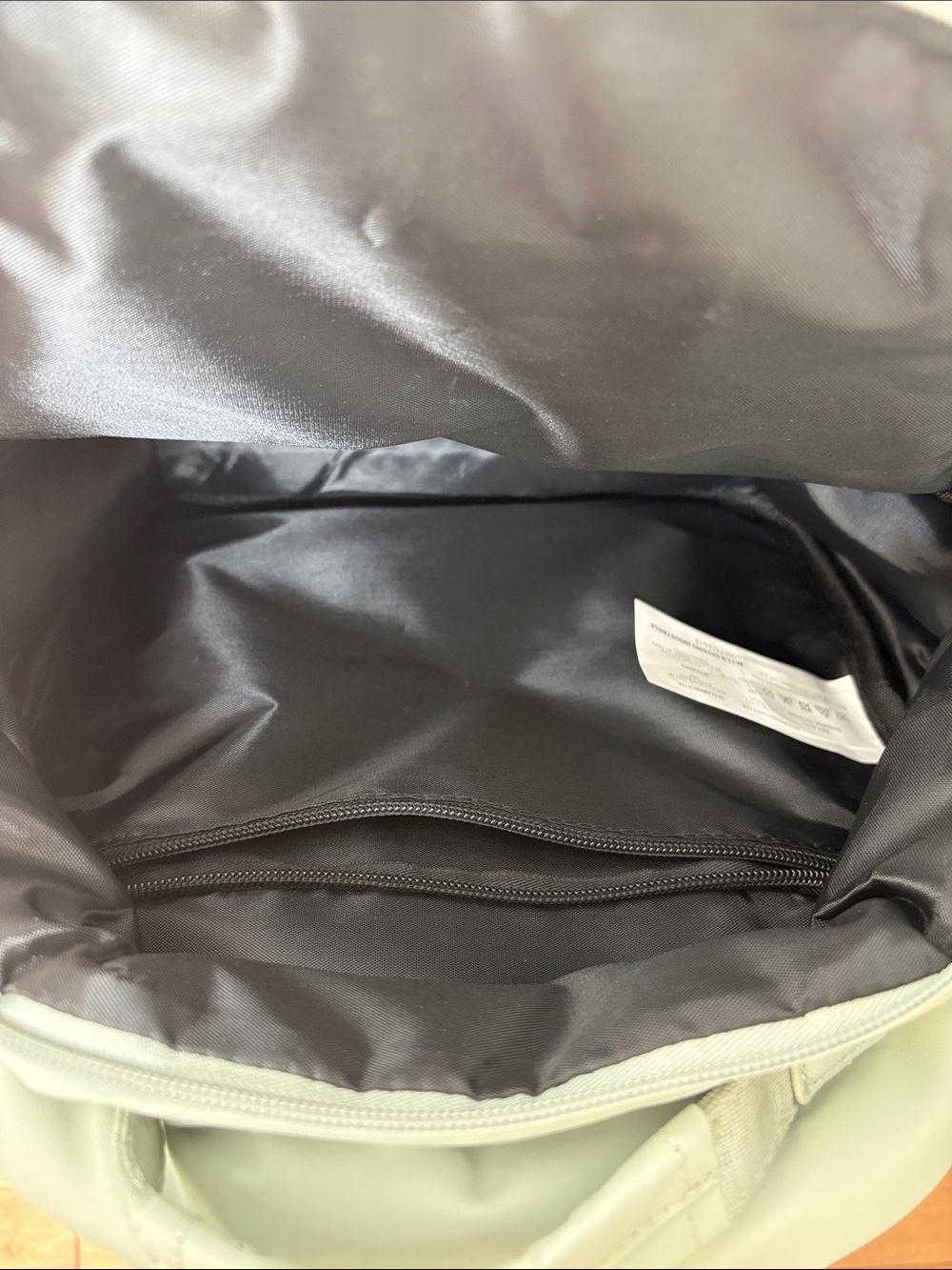 Heys puffer backpack sage green travel water-resistent New - Picture 11 of 11